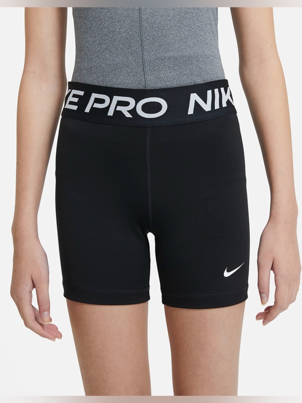 Women’s Nike Black Pro athletic compression shorts size medium